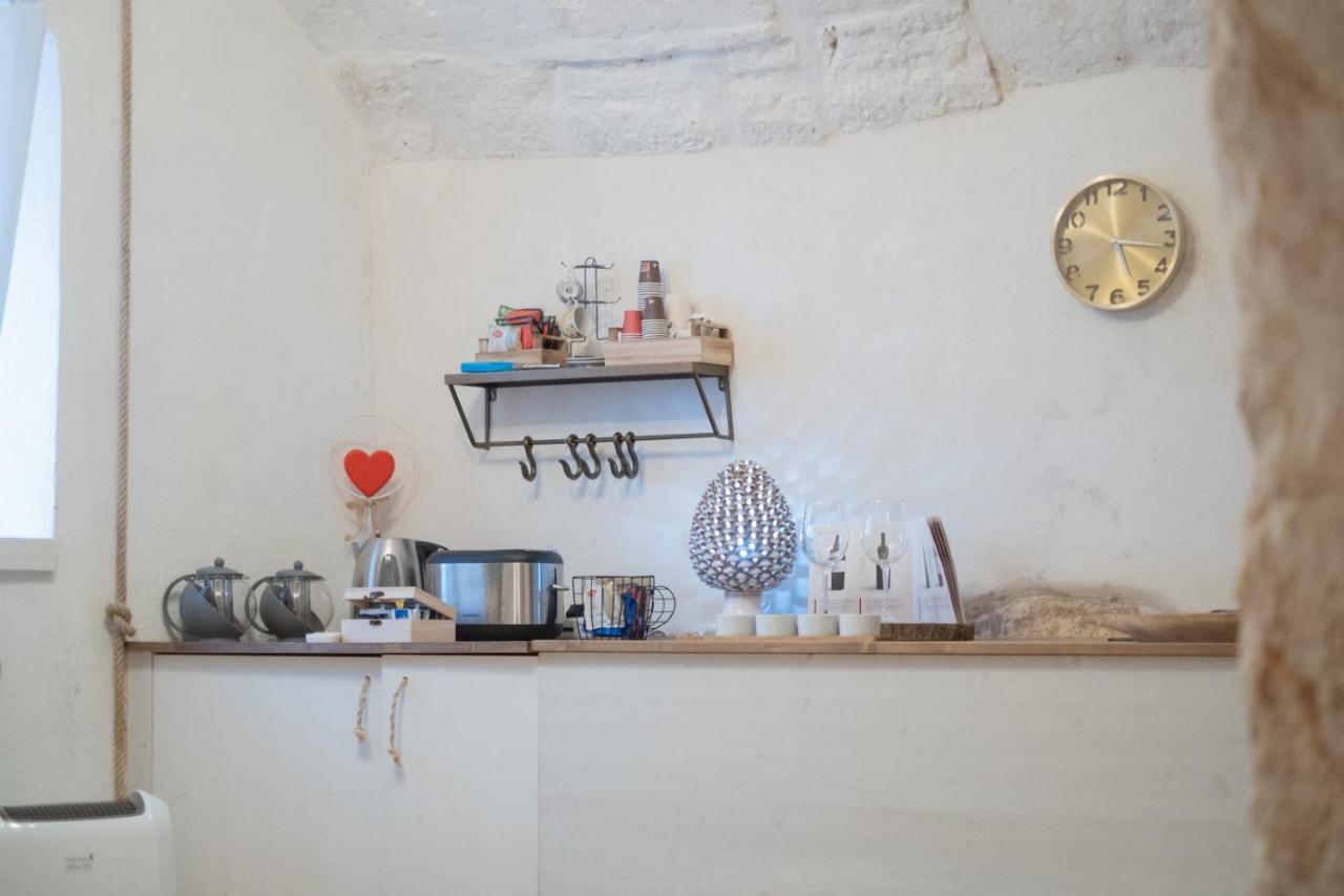 Grotta Carlotta Bed & Breakfast Ostuni Eksteriør bilde
