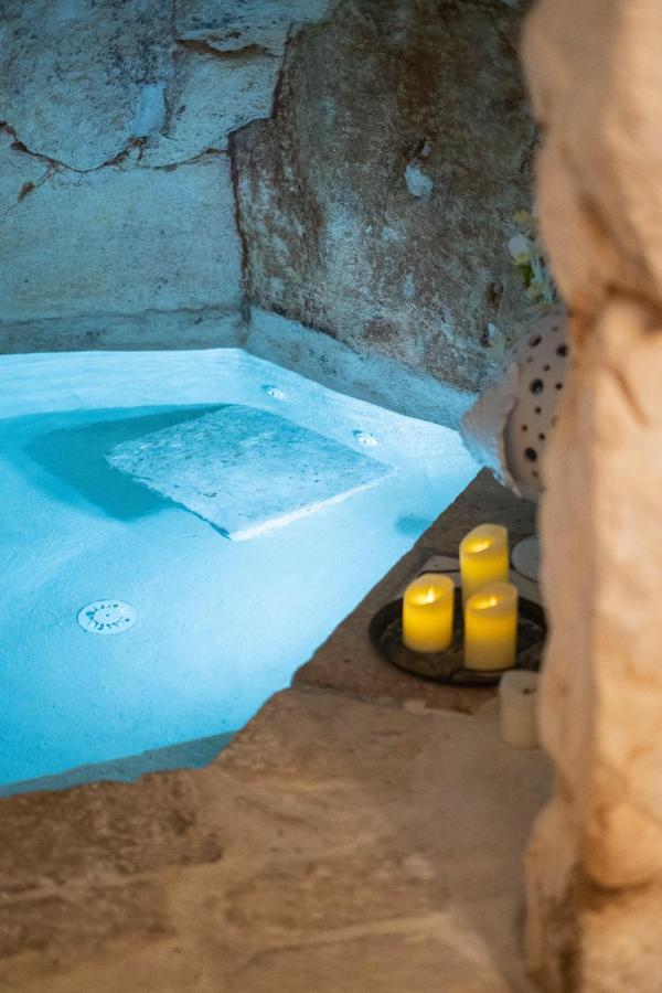 Grotta Carlotta Bed & Breakfast Ostuni Eksteriør bilde